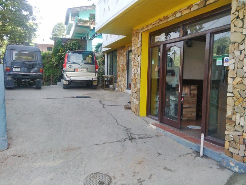 Hotel New Bharat Bhimtal Exterior photo
