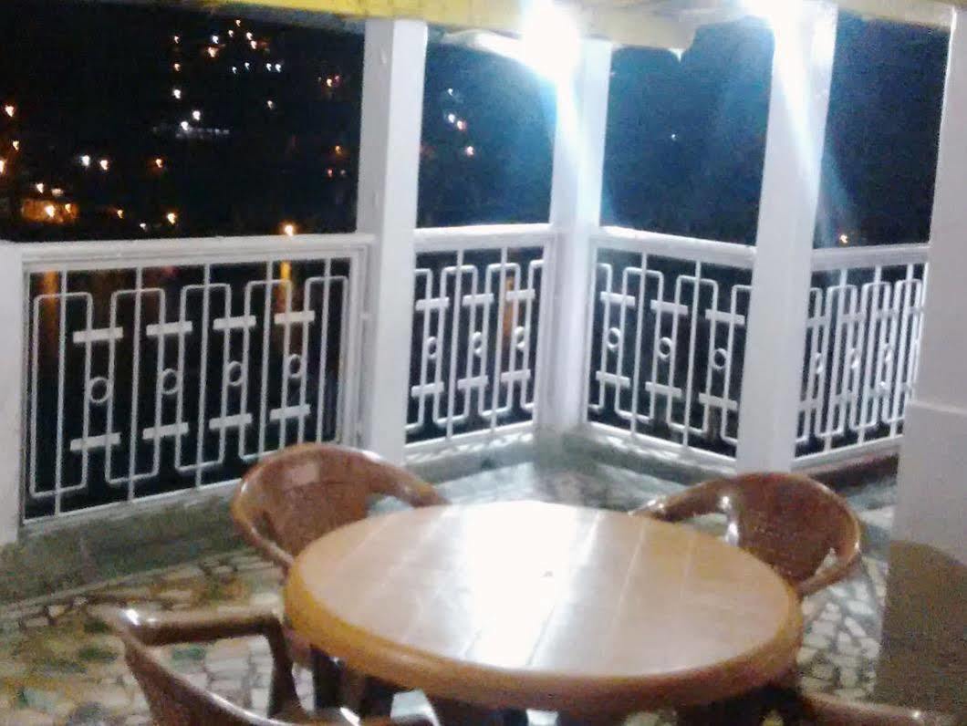 Hotel New Bharat Bhimtal Exterior photo